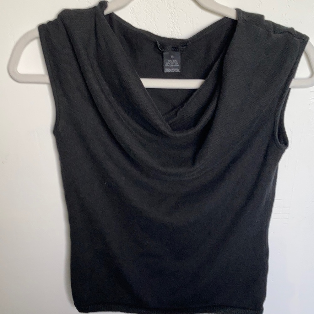 Cowl neck sleeveless